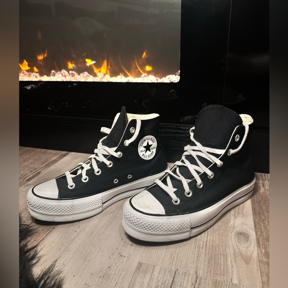 Black Chuck Taylor All Star Lift Platform